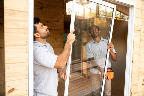 Best Wall Insulation Contractor  in Center Line, MI